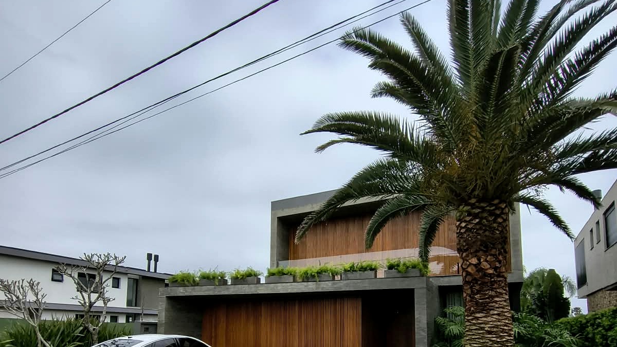 Residência de Alto Padrão no Litoral Norte Executada pela AJ Ramos