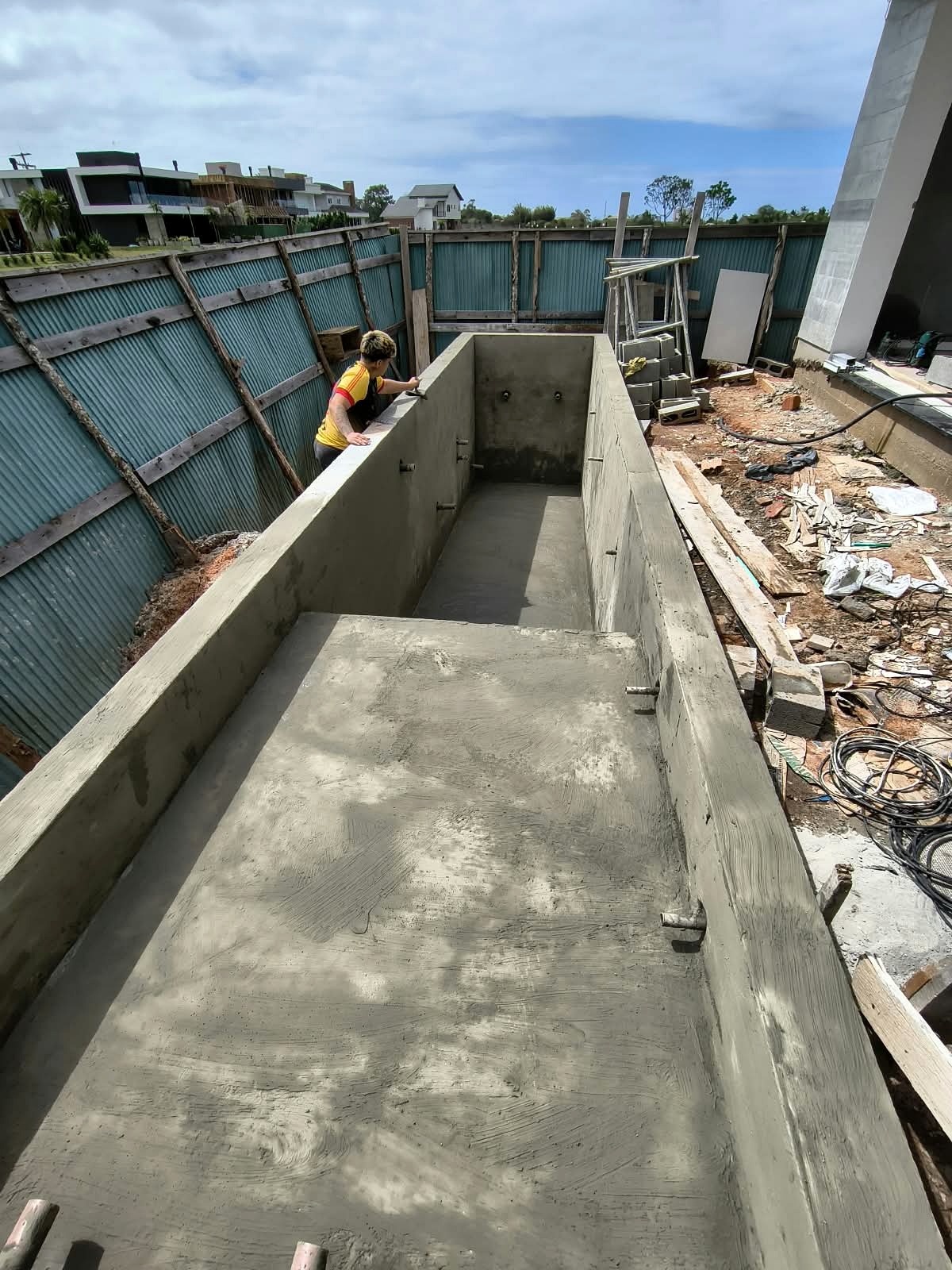 Estrutura de Piscina com Esperas Hidráulicas